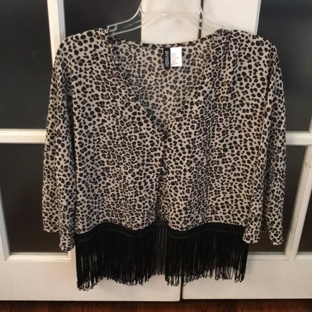 Cool animal print topper